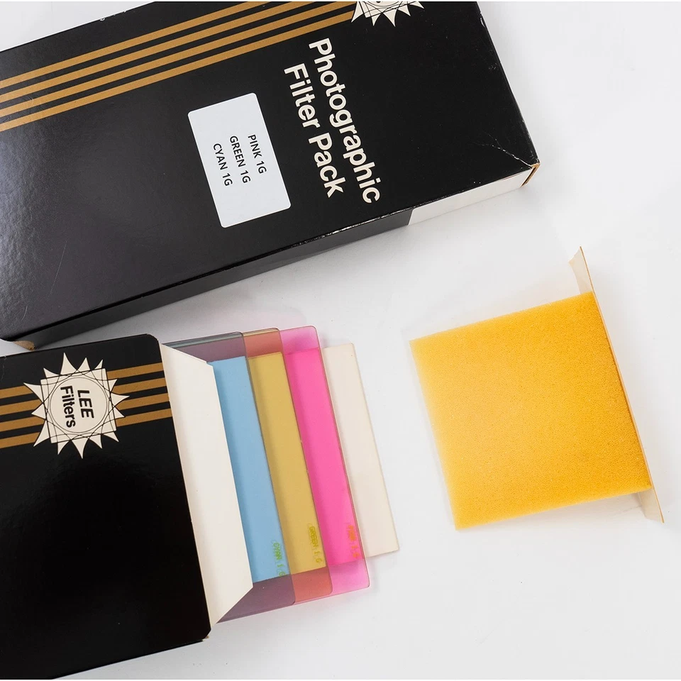 Original Lee Filters 100*150 Photographic Filter Pack [Pink 1G Green 1G Cyan 1G] - Image 4 of 4