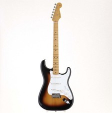 Fender Vintera II Stratocaster 2Color Sunburst des années 50 avec suivi...