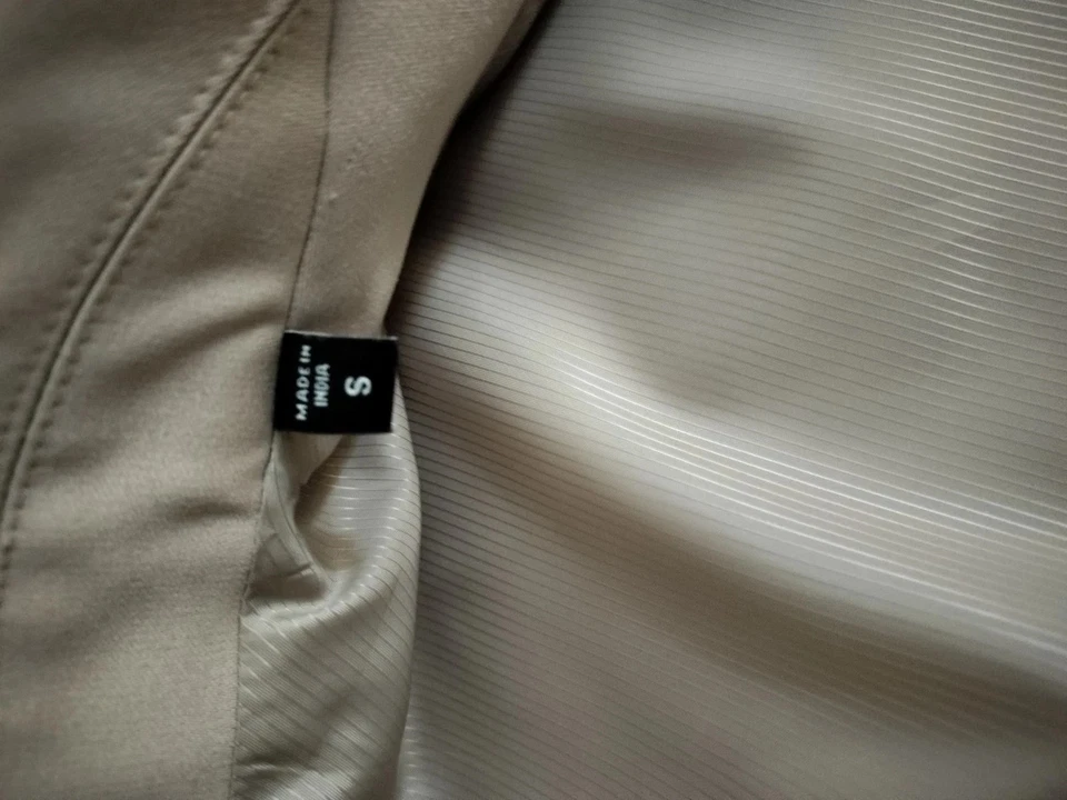 Abrigo informal Murano Mac para hombre pequeño beige ajustado Foto 3 de 3