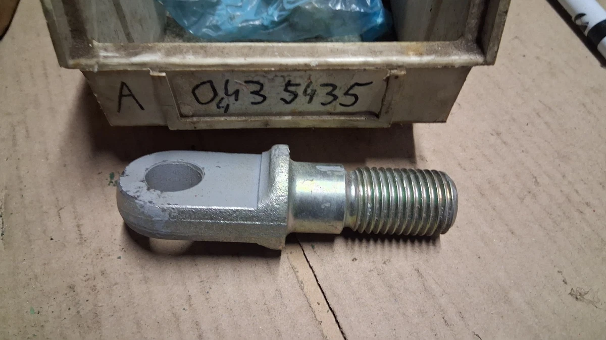 Deutz D30 Ackerschiene Unterlenker