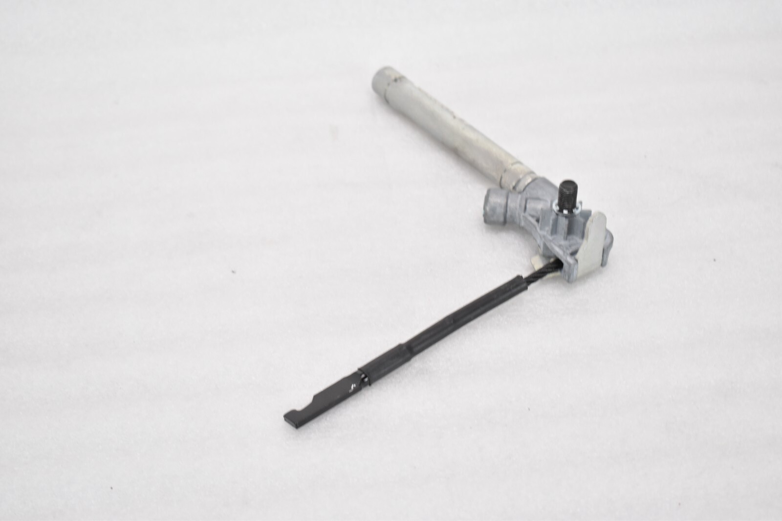 🚀 M156 MASERATI 14-17 QUATTROPORTE GHIBLI FRONT RIGHT SEATBELT TENSIONER