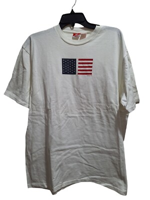 Vintage 2001 Target American Flag USA White Graphic T-Shirt Adult