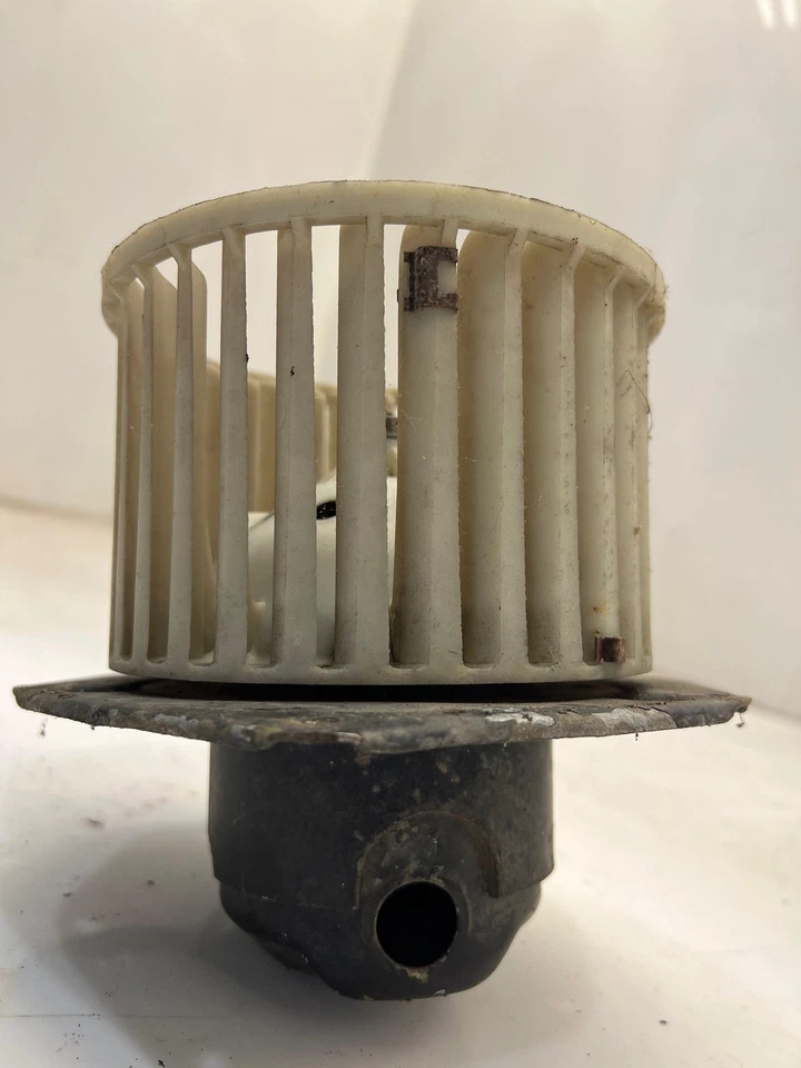 1982 - 1991 Chevrolet S10 нагреватель переменного тока воздуходувки двигатель интегральный переменного тока OEM 22098844 - Изображение 3 из 4