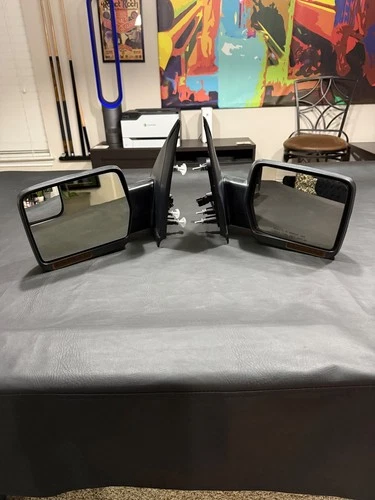 11-14 FORD F150 OEM DRIVER LEFT and Right SIDE VIEW MIRROR WITH SIGNAL  & PUDDLE