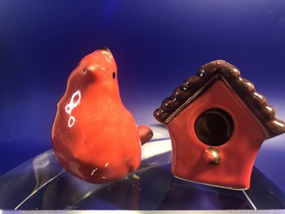 Vintage Red Cardinal & Red Birdhouse w. Brown Roof Salt & Pepper Shakers 
