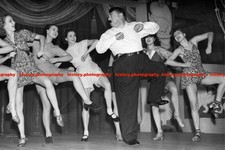 F017982 Billy Bennett and the George Hale Glamour Girls Grosvenor House London 1