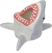 New Jaws Shark Toothbrush Holder Retro Movie Merchandise san4005 from Japan