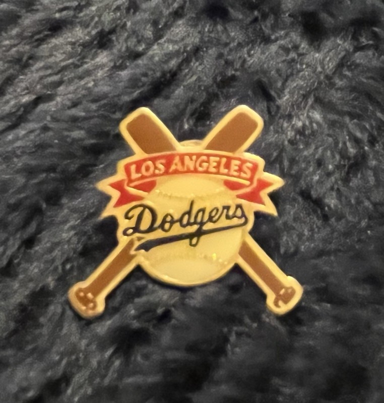 MLB 1993 Los Angeles Dodgers Enamel Pin 