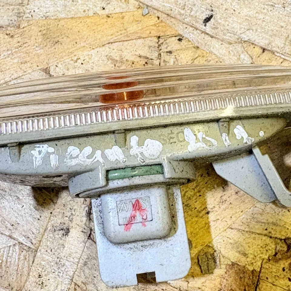 KIA PICANTO 2012 RIPETITORE INDICATORE DI DIREZIONE LATO SINISTRO 923041Y000 - Immagine 4 di 4