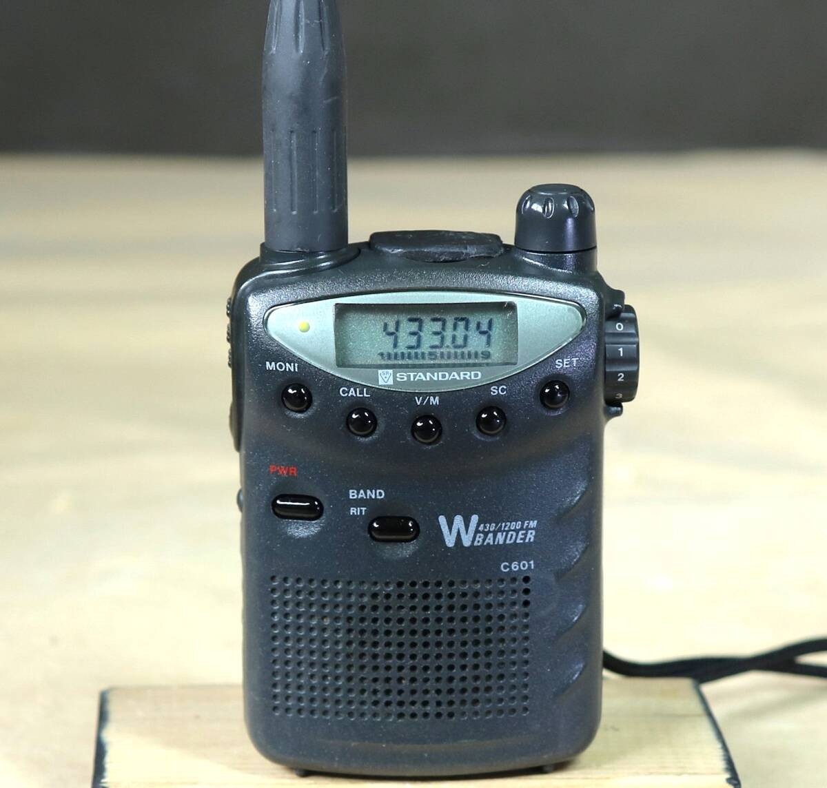 ホビー・楽器・アート STANDARD C601 430/1200MHz FM TRANSCEVER STANDARD C601 430/1200MHz FM Dual Band Handheld Transceiver Tested