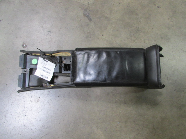 Maserati Quattroporte, Front Center Console, Black, Used, P/N 981342000