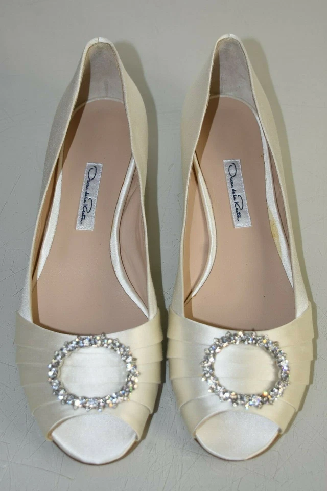 $765 NUEVO Zapatos BODA Oscar de la Renta Acanalados Marfil Satinado Cristales 40 Foto 2 de 4