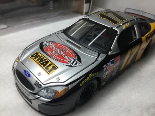 Racing Nascar Dewalt # 17 , MATT KENSETH - Roush Racing 1:24 scale Die cast P3 - Picture 2 of 9
