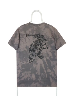 Uniqlo Gundam tie dye man t-shirt