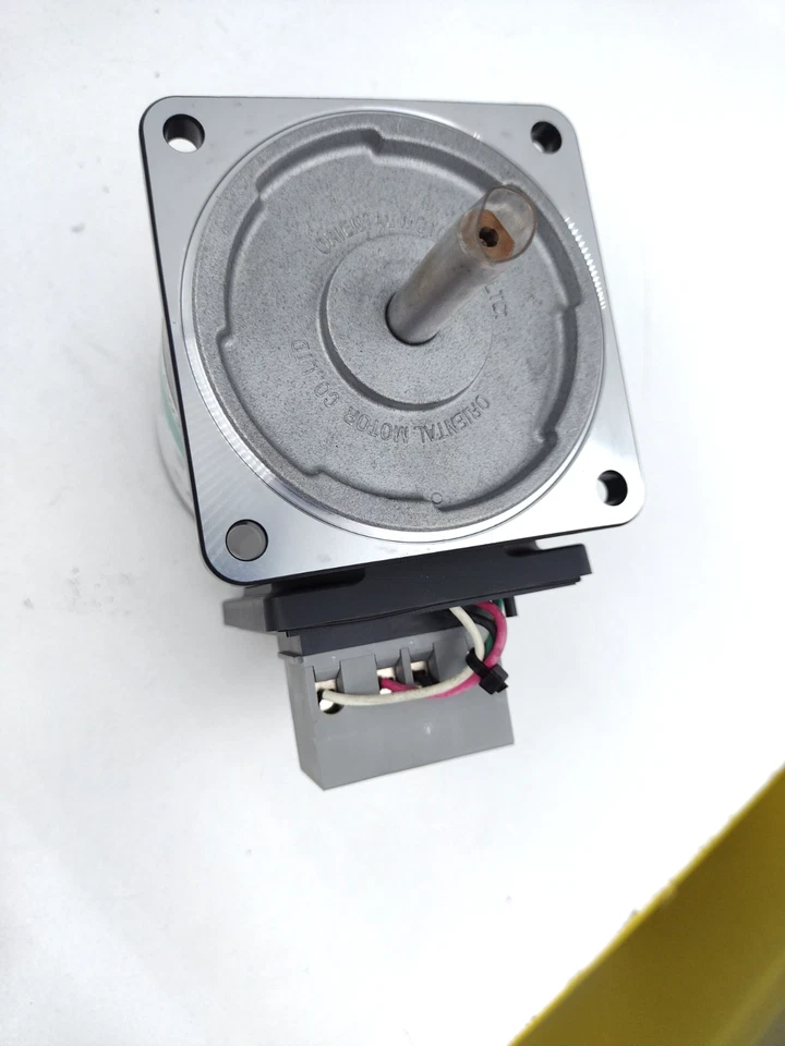 *** Oriental Motor 4IK25A-AW2TU Induction Motor 4IK25A-AW2TU 25W 110VAC 1450RPM - Image 4 of 4