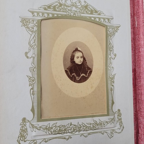 Antique FRENCH 1800s 1900s Photo Album Victorian Velvet Embossed WITH Pictures - Picture 10 of 18
