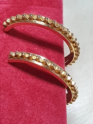 Klassische Creole in 750er Gelbgold (18 Karat) - in Zackenoptik - Bild 1 von 4