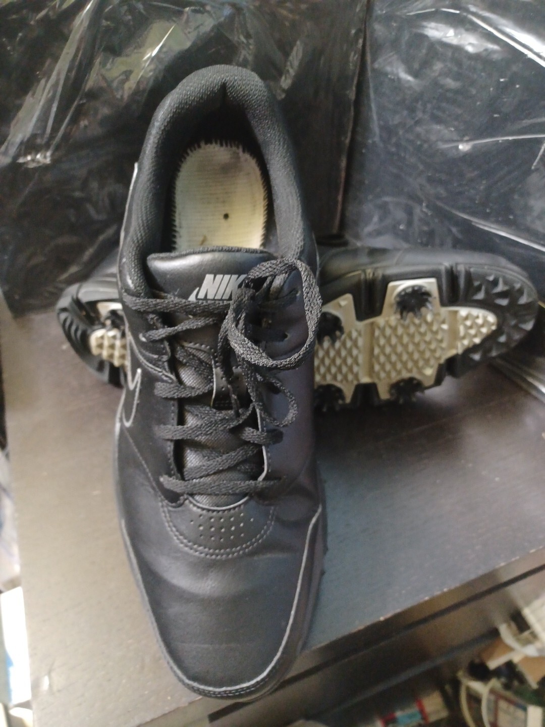 Nike VW1 Golf Shoe Black Leather .  EXC Pre-owned Condition. Missing Orig Insole