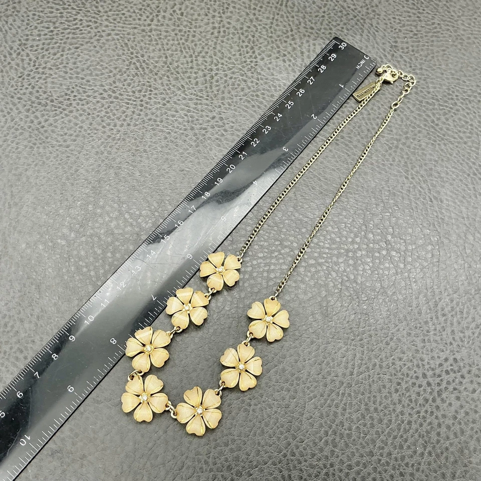 Collar The Limited Esmalte Floral Distintivo Tono Dorado Estrás Ajustable Foto 3 de 4