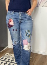 Levi’s Upcycled Patchwork Jeans UK 12-14 31x31 Embroidered Floral One of a Kind