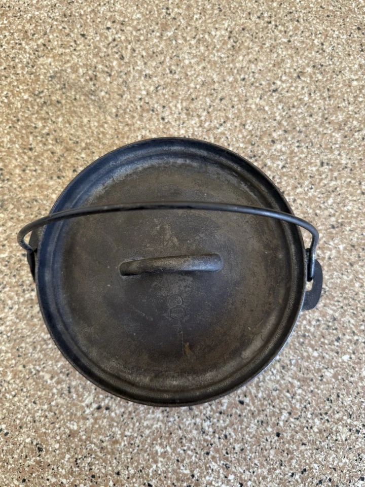 Vintage Nº Horno holandés con patas de hierro fundido de 8 cuartos de galón con tapa ver detalles Foto 2 de 4