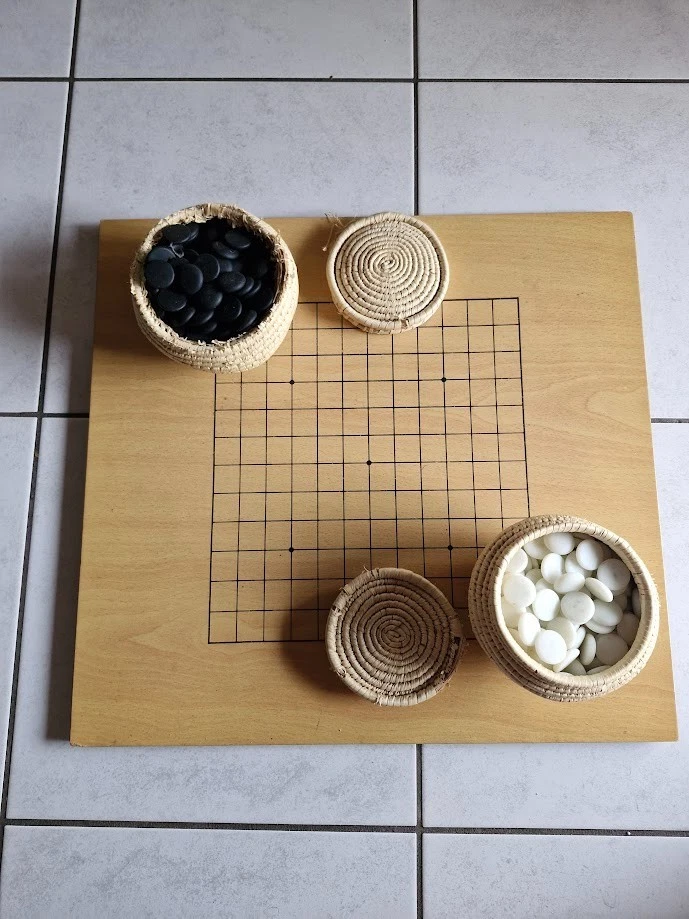 Plateau Goban Go double face 9x9 et 19x19 + pierres verre - Photo 2/4