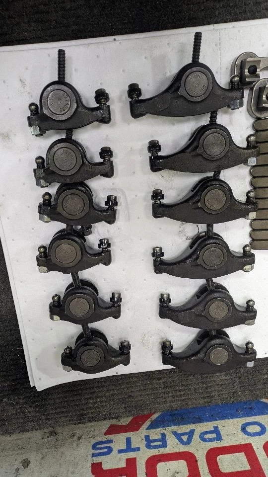 Dodge Cummins 1998,5-2012 5,9 L 24 V brazos basculantes varillas de empuje y puente de válvula OEM Foto 4 de 4