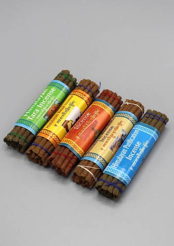Himalayan Incense Tibetan Incense Sticks from Nepal- set of five, handmade - Picture 2 of 3