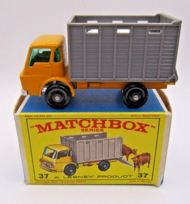 Vintage Matchbox #37C Dodge Cattle truck Mint in box. E-box with brown cattle