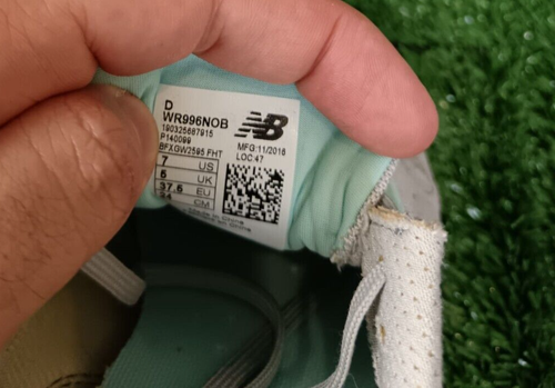 NEW BALANCE 996 - ZAPATILLAS - UK5/US7/EU37.5 - WR996NOB - GRIS/VERDE - Imagen 8 de 9