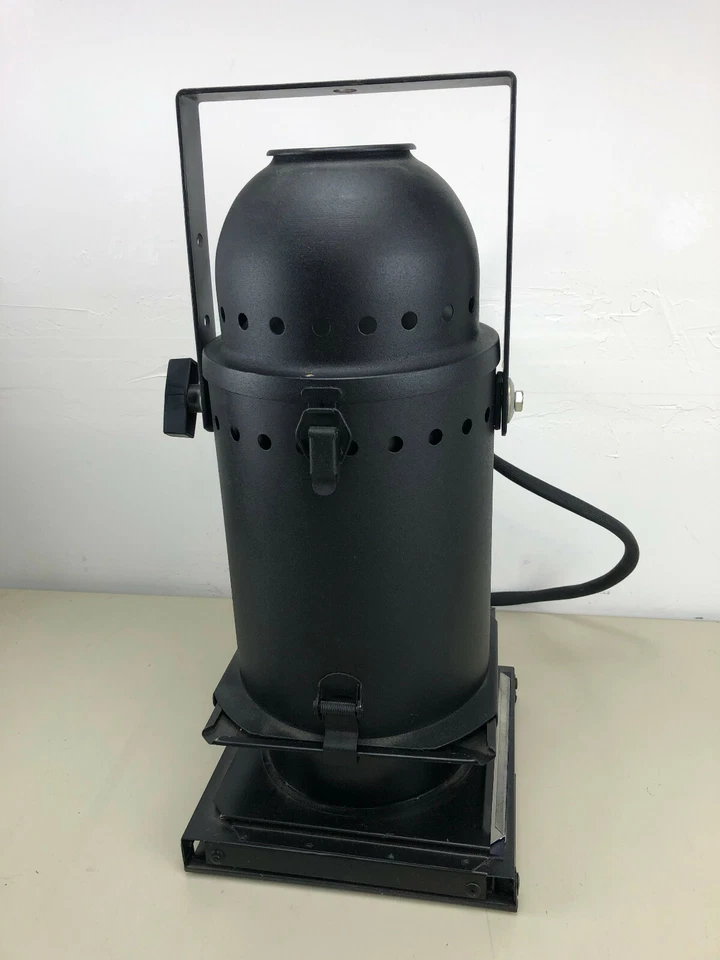 Altman PAR56 Stage / Theater Lighting with bulb, barn doors, and filter holder - Image 2 of 4