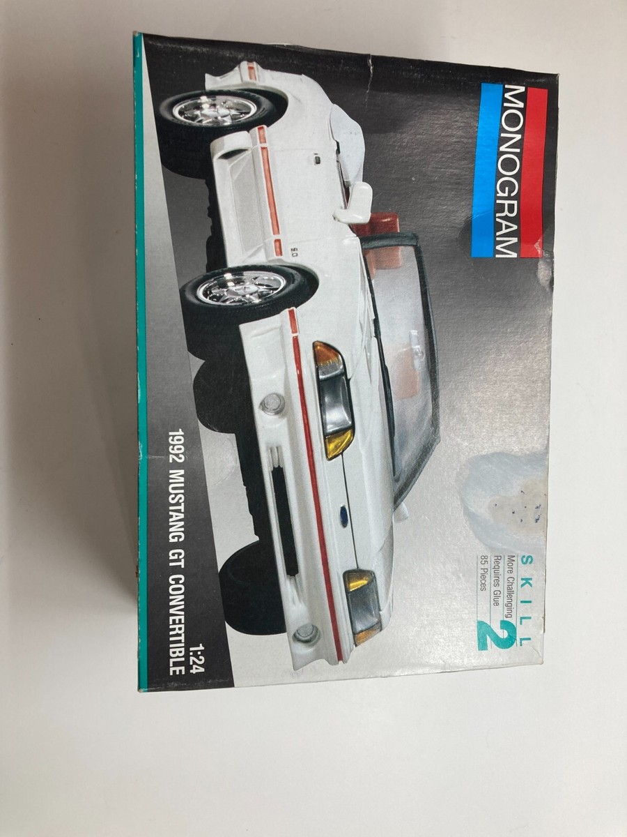 monogram 1/24?1/25? ford mustang 完成品 monogram 1/24?1/25? ford mustang 完成品 Monogram 1992
