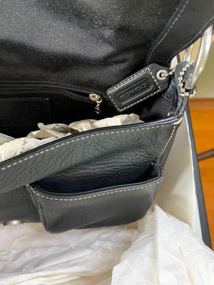 COACH Vintage 10893 Y2K Pebbled Leather Chelsea Flap Shoulder Bag