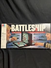 Vintage 1990 Milton Bradley Complete Battleship Naval Strategy Game