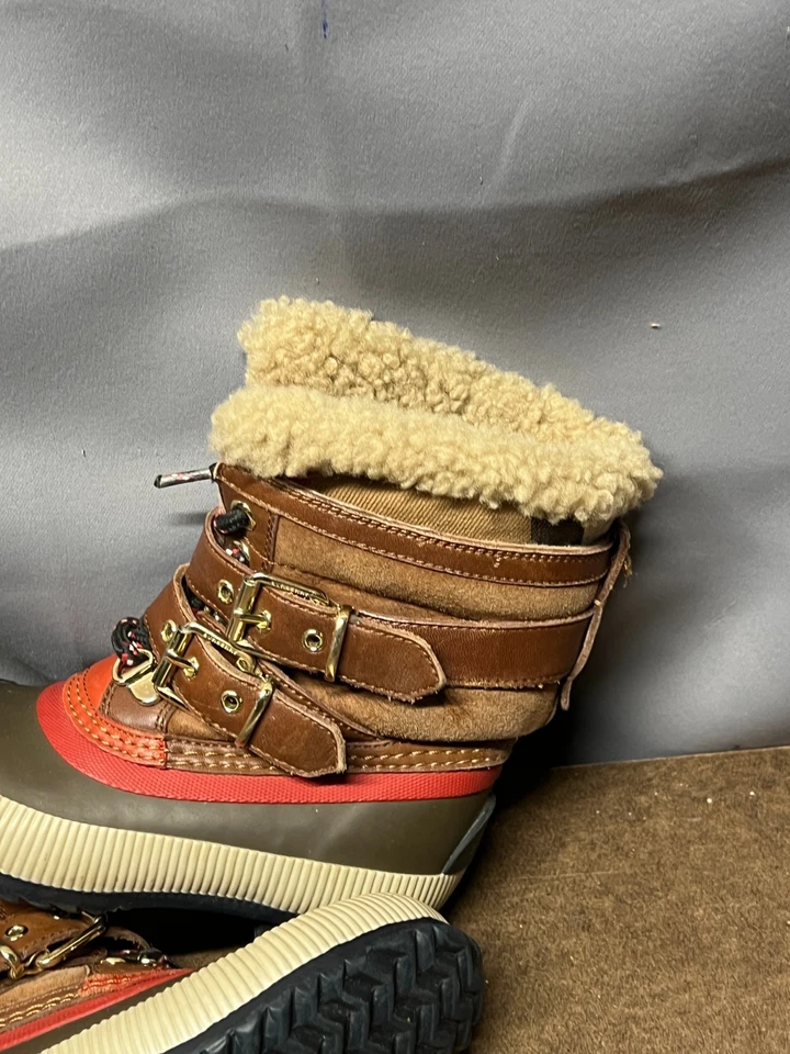 Botas de neve Burberry criança Windmere Shearling couro multicolorido infantil tamanho 29 - Imagem 2 de 4