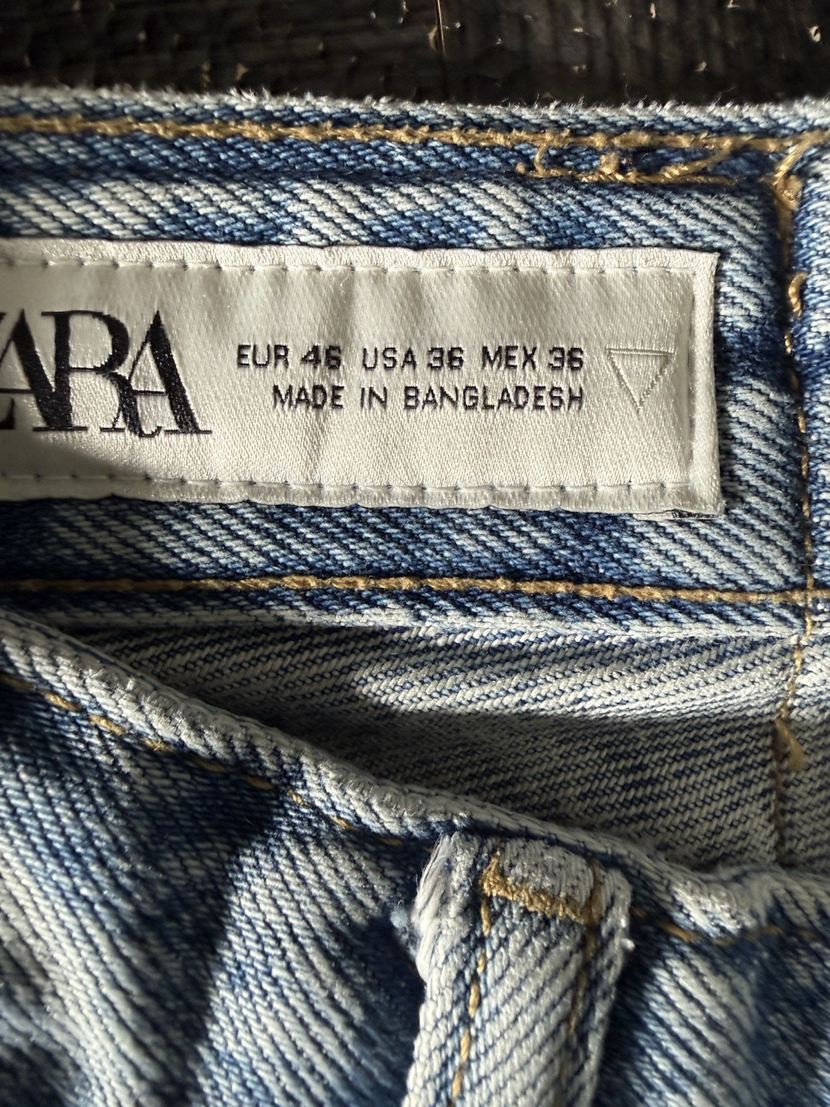 Lot of 3 Women’s jeans and khakis Lucky Brand, ZARA, Dockers thumbnail 6