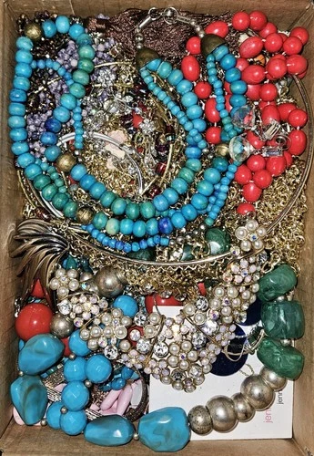 VINTAGE-MODERN ESTATE Costume Jewelry Lot ALL WEARABLE 6+lbs. #96