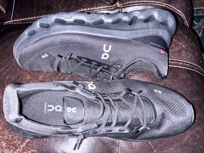 men 11 cloud tilt black new in box excellent condition