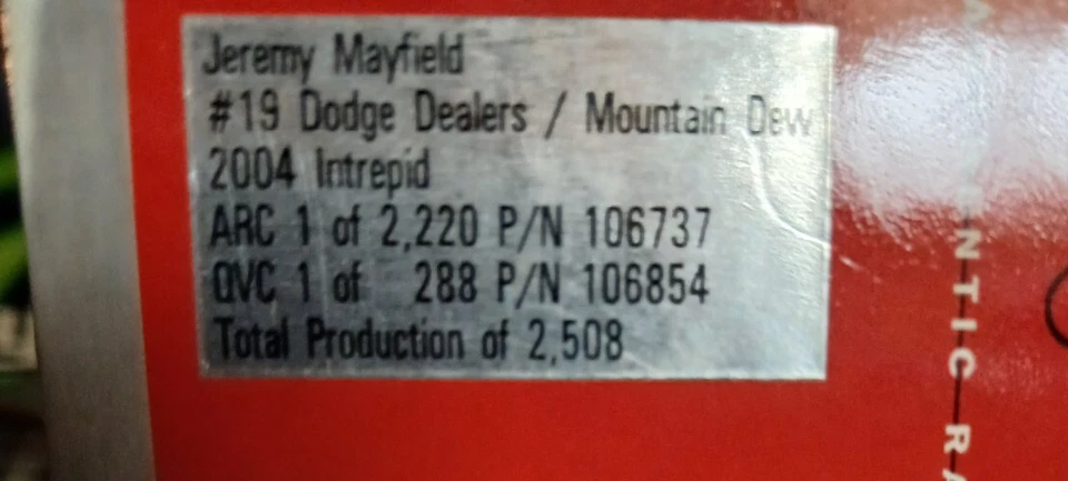 Jeremy Mayfield #19 Dodge Dealers Mountain Dew 2004 Nascar diecast autografiado Foto 3 de 3