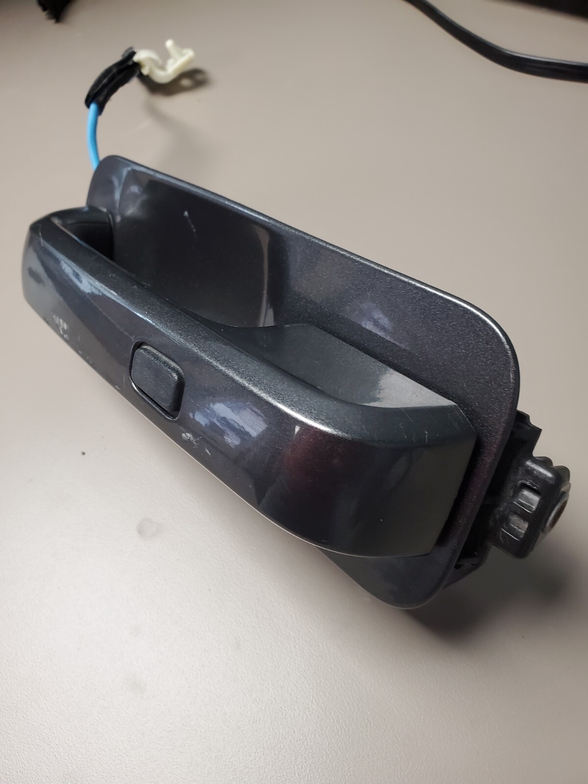 OEM+20152018+Ford+F150+Right+Front+Door+Handle+Paint+Code+J7 for sale