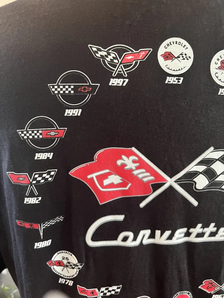 Camiseta Corvette Desde 1953 Banderas Logo Para Hombre 2XL XXL Negra Diseño JH GM NUEVA SIN ETIQUETAS Foto 4 de 4