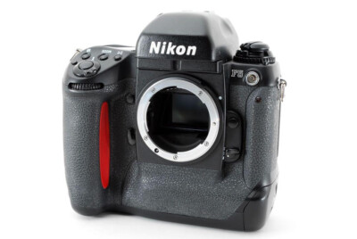 M38 Near Mint Nikon F5 35mm SLR AF Film Camera Black Body from