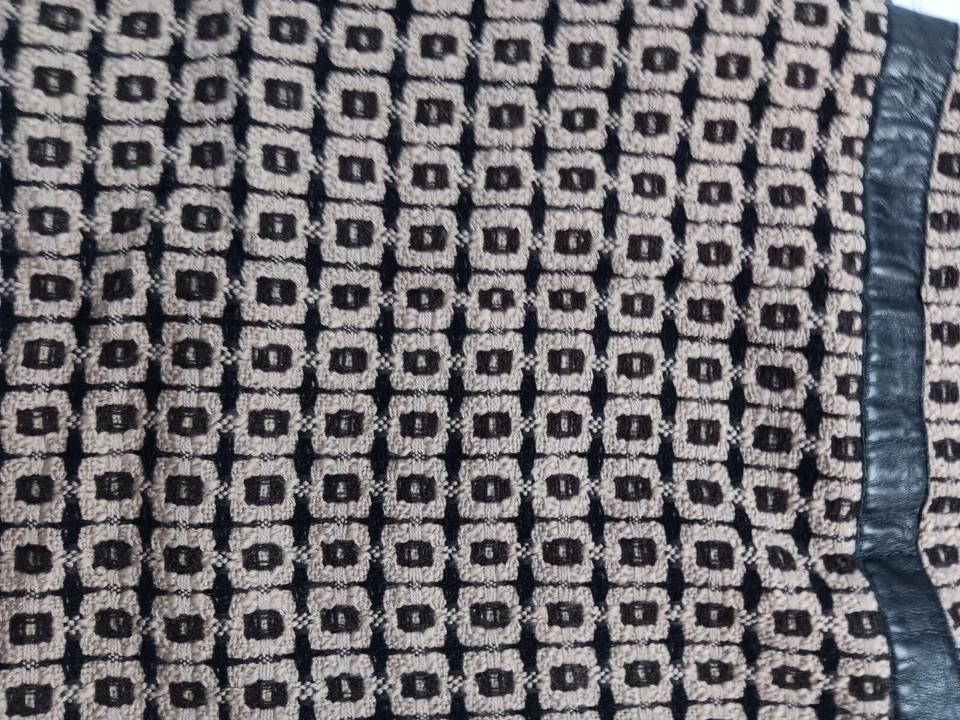 Saia ETCETERA Feminina 4 Marrom/Preto 100% Lã Malha Forrada Midi - Imagem 3 de 4