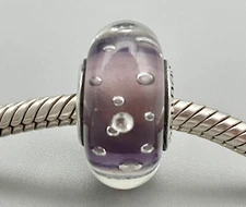 💜 A GORGEOUS GENUINE ‘PANDORA’ ~ PURPLE ‘FIZZLE’ MURANO ART GLASS CHARM. 💜
