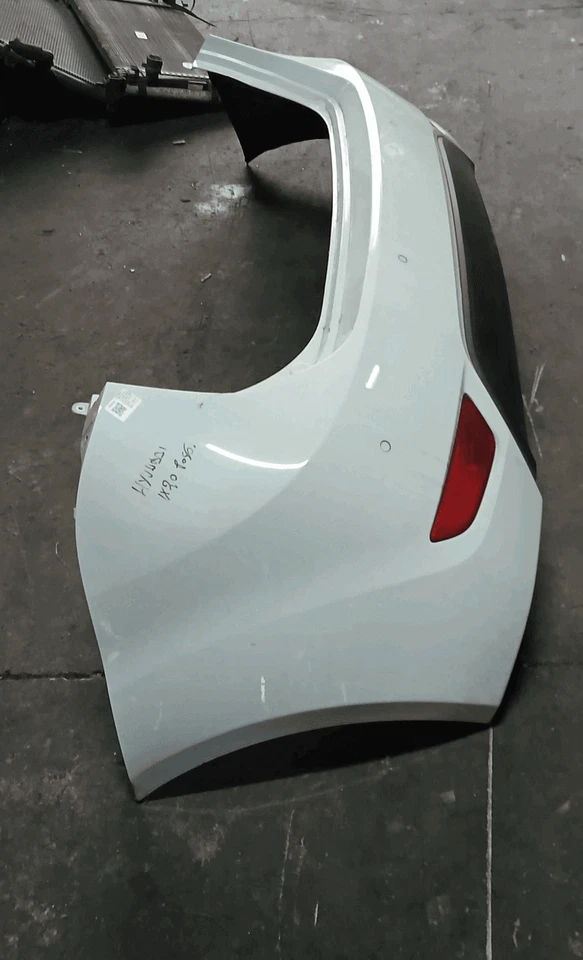 866111K000 Paraurti post.  HYUNDAI ix20 1.4 (66Kw) Mnv 5p/b/1396cc - Immagine 3 di 4