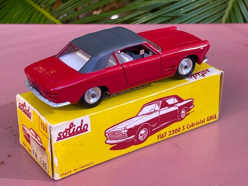SOLIDO FIAT 2300 S Cabriolet GHIA Neuf en Boite d'origine Réf. 133 - Photo 4/4