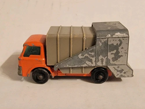 Loose Vintage 1/64 Made In England By Lesney  Matchbox Series No 7 Refuse Truck