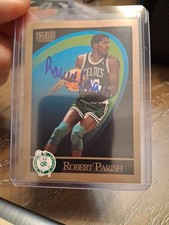 ROBERT PARISH Autographed 1990 Skybox #20 Boston Celtics HOF Auto