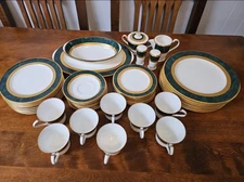 Noritake Bone China " Fitzgerald 4714 " Dinnerware Set