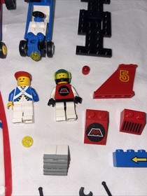 Vintage LEGO town Octan & Blue Race car Lot - Minifigures Racecars & Accessories